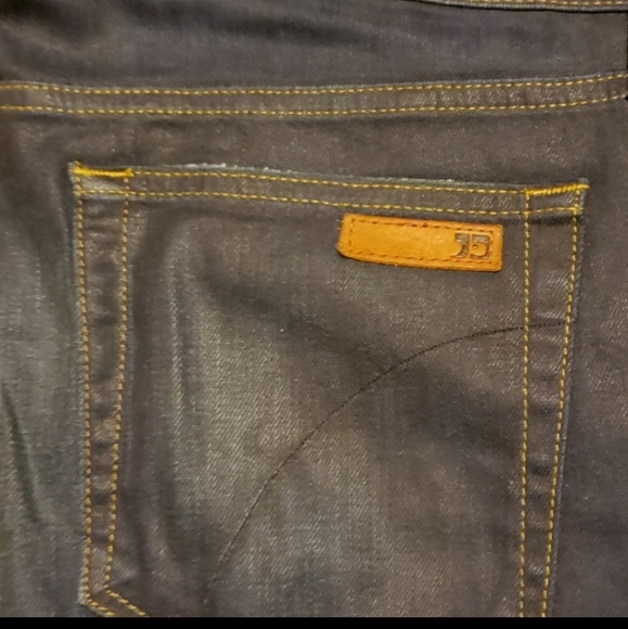 Jeans - Picture 2 of 3